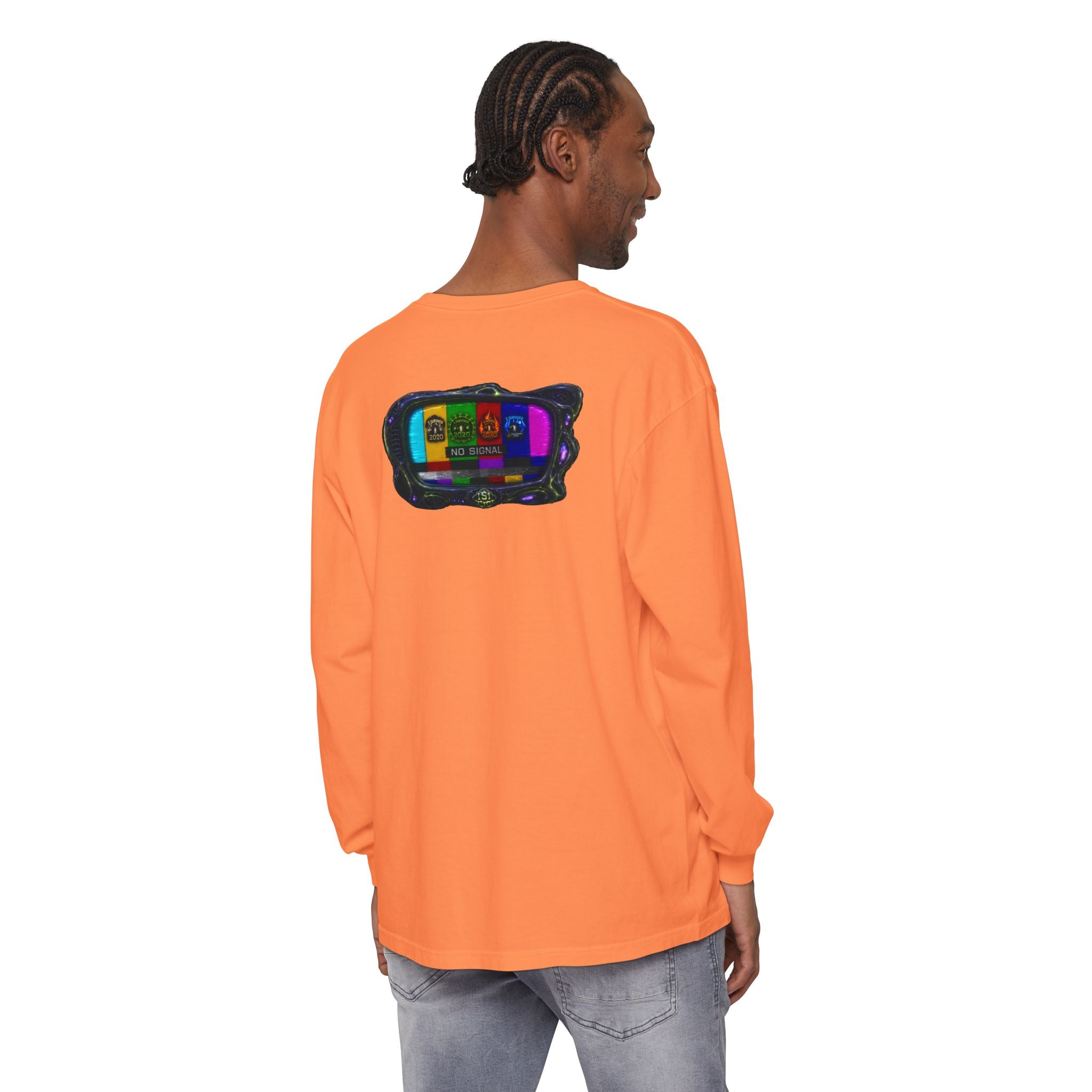 I Survived 2020 — "No Signal" Test Pattern Tee Alien Broadcast Finale Summer Premiere Garment-Dyed Long Sleeve T-Shirt