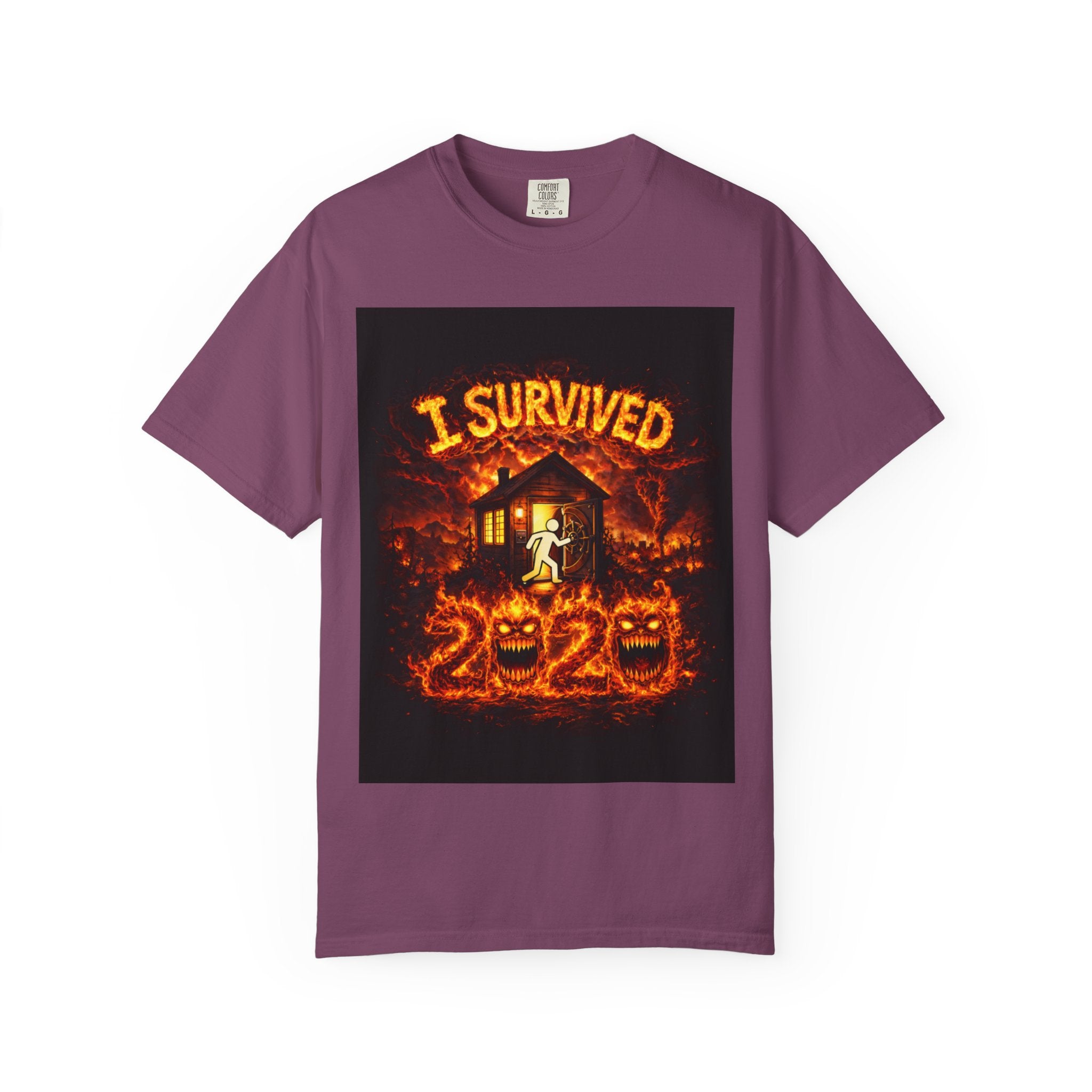 J'ai survécu à 2020 — S2:E4 « Saison des feux de forêt dans l'ouest des États-Unis » | Finale de mi-saison partie 1 | T-shirt unisexe teint en pièce commémoratif édition Feux de Forêt