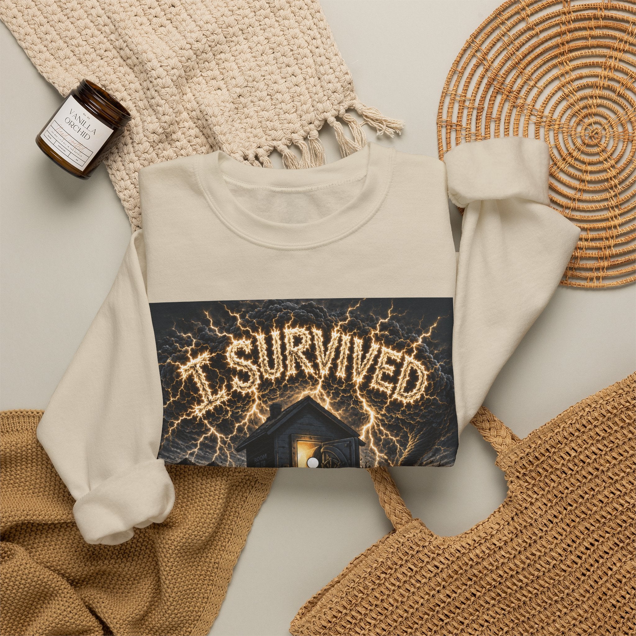 I Survived 2020 — Original PILOT Design Unisex Heavy Blend™ Crewneck Sweatshirt