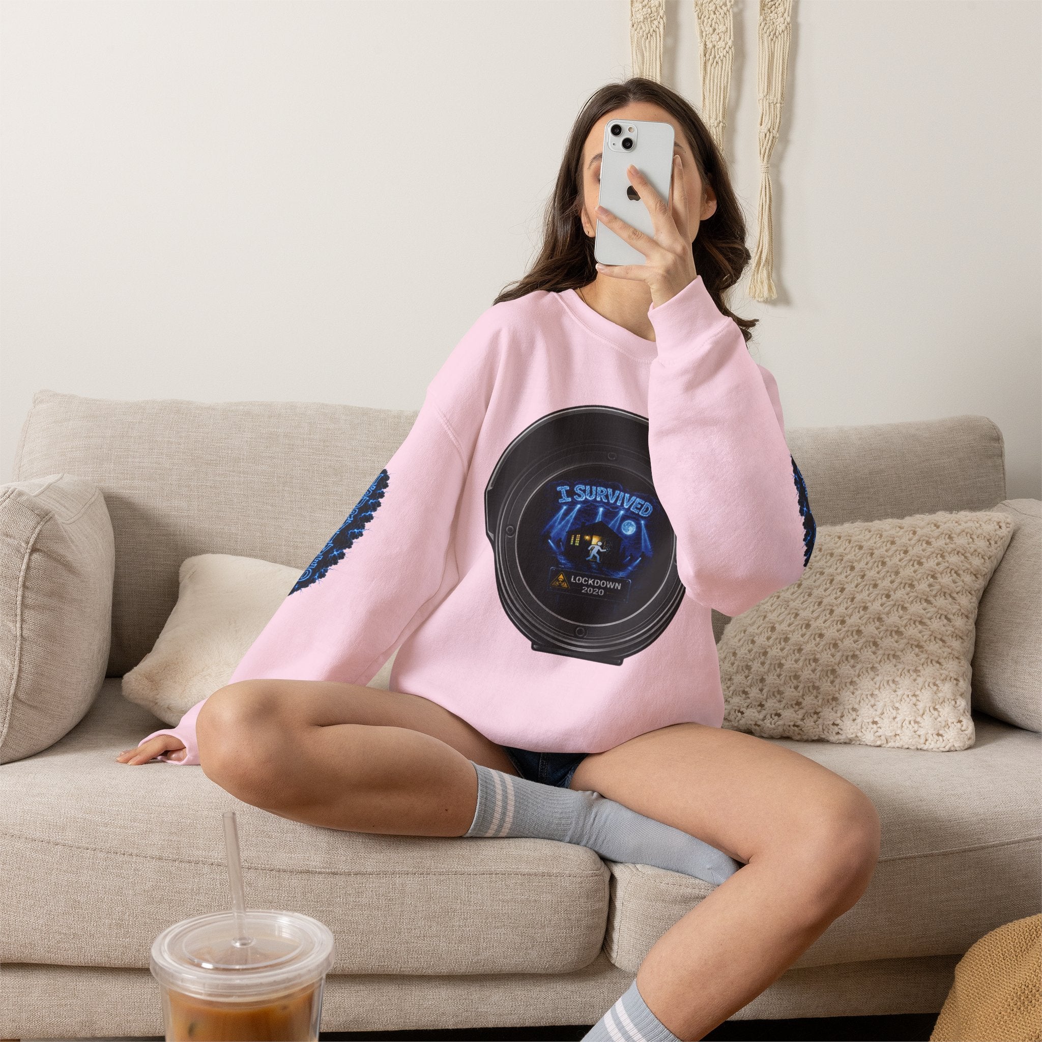 I Survived 2020 — Director's Cut S3:E1 "Quarantine" | Lockdown Edition Documentary Unisex Heavy Blend™ Crewneck Sweatshirt