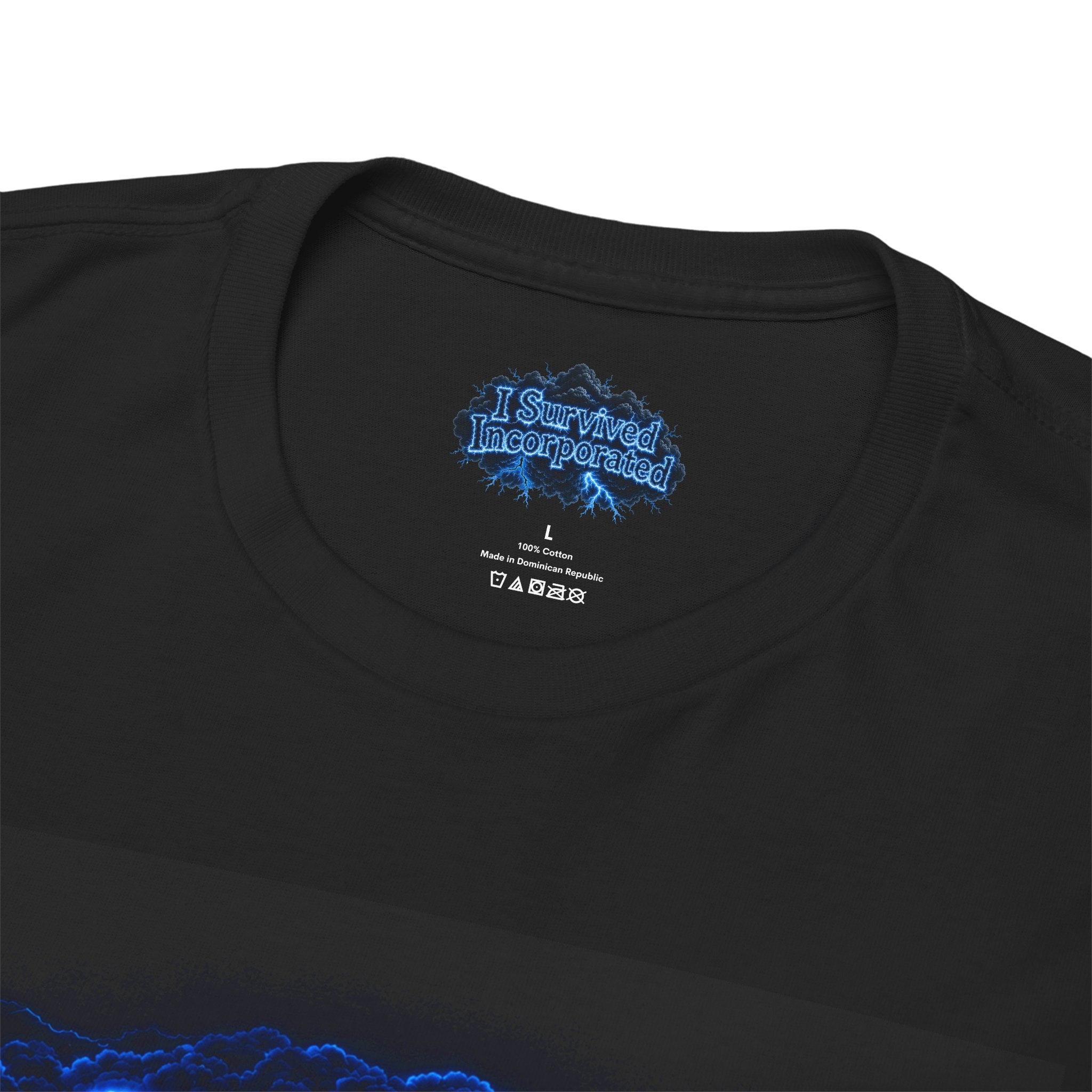 J'ai survécu à 2020 — S3:E1 « Quarantaine » | T-shirt unisexe en coton épais édition Confinement (ÉDITION SPÉCIALE)