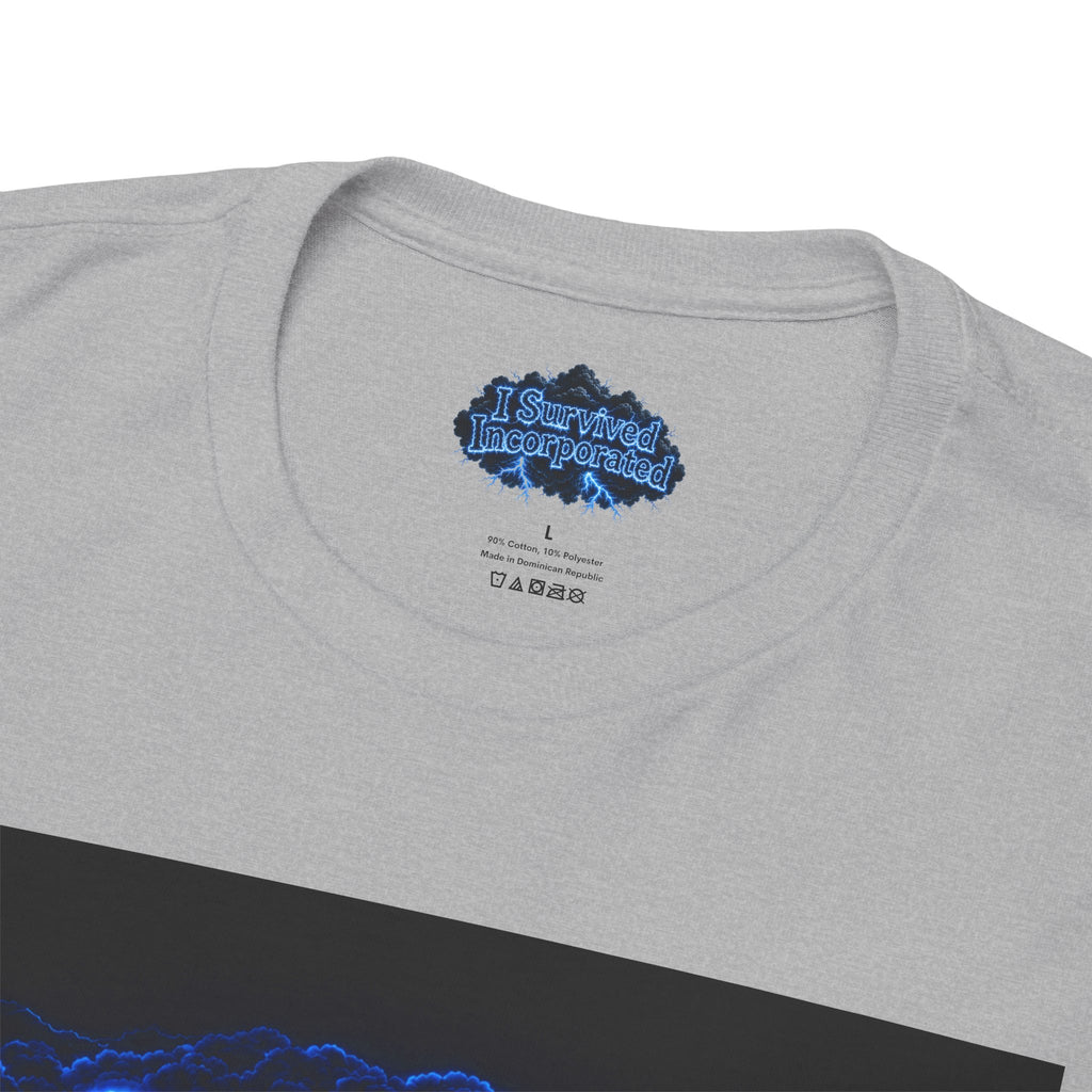 J'ai survécu à 2020 — S3:E1 « Quarantaine » | T-shirt unisexe en coton épais édition Confinement (ÉDITION SPÉCIALE)