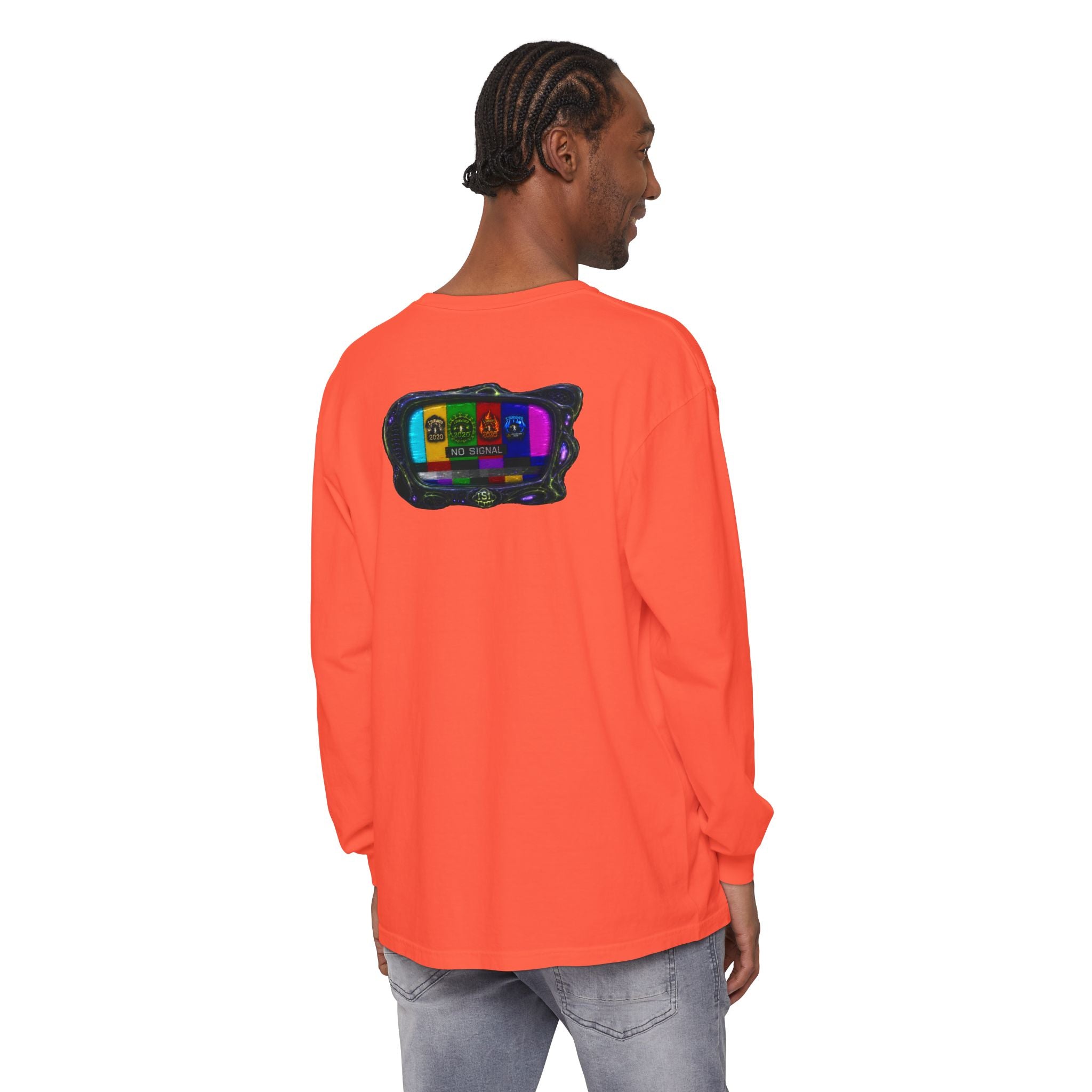 I Survived 2020 — "No Signal" Test Pattern Tee Alien Broadcast Finale Summer Premiere Garment-Dyed Long Sleeve T-Shirt