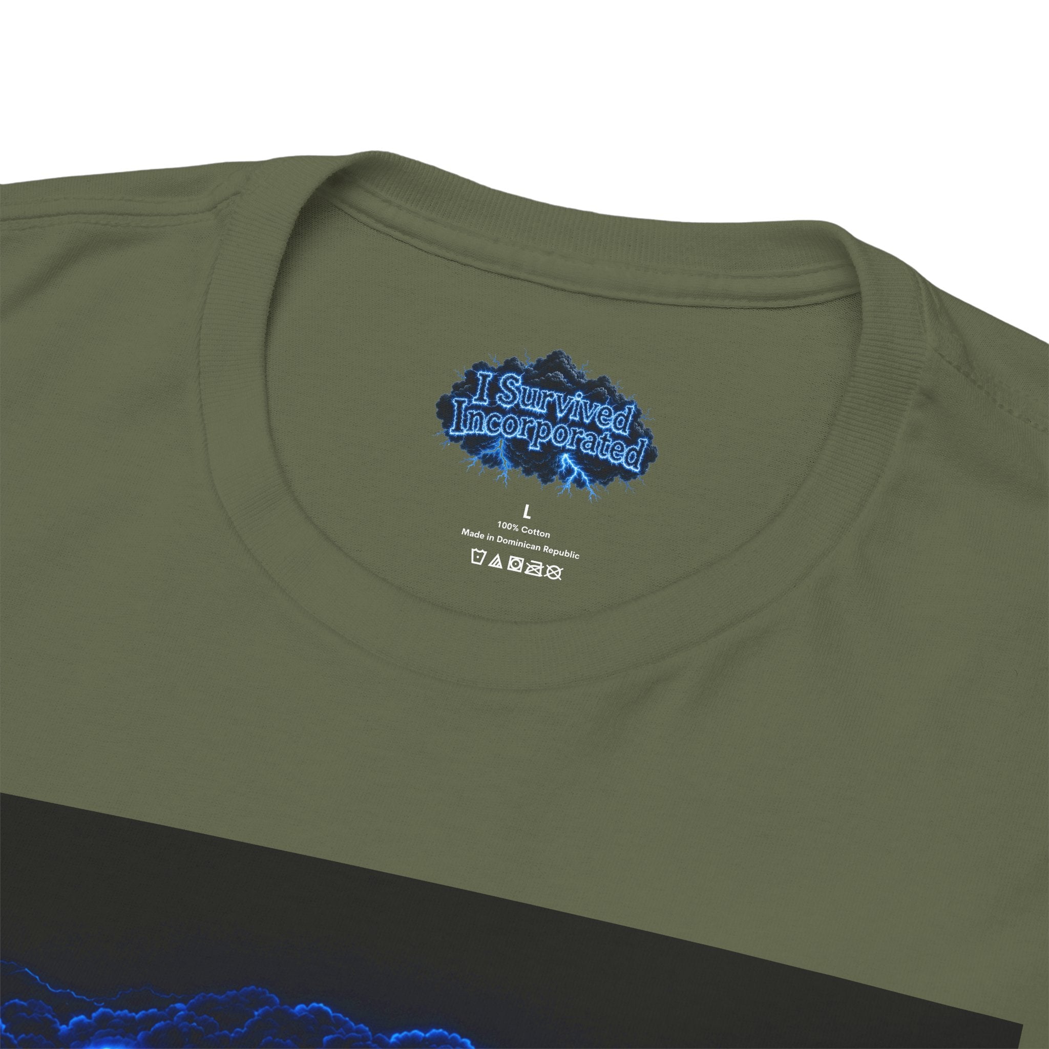 J'ai survécu à 2020 — S3:E1 « Quarantaine » | T-shirt unisexe en coton épais édition Confinement (ÉDITION SPÉCIALE)