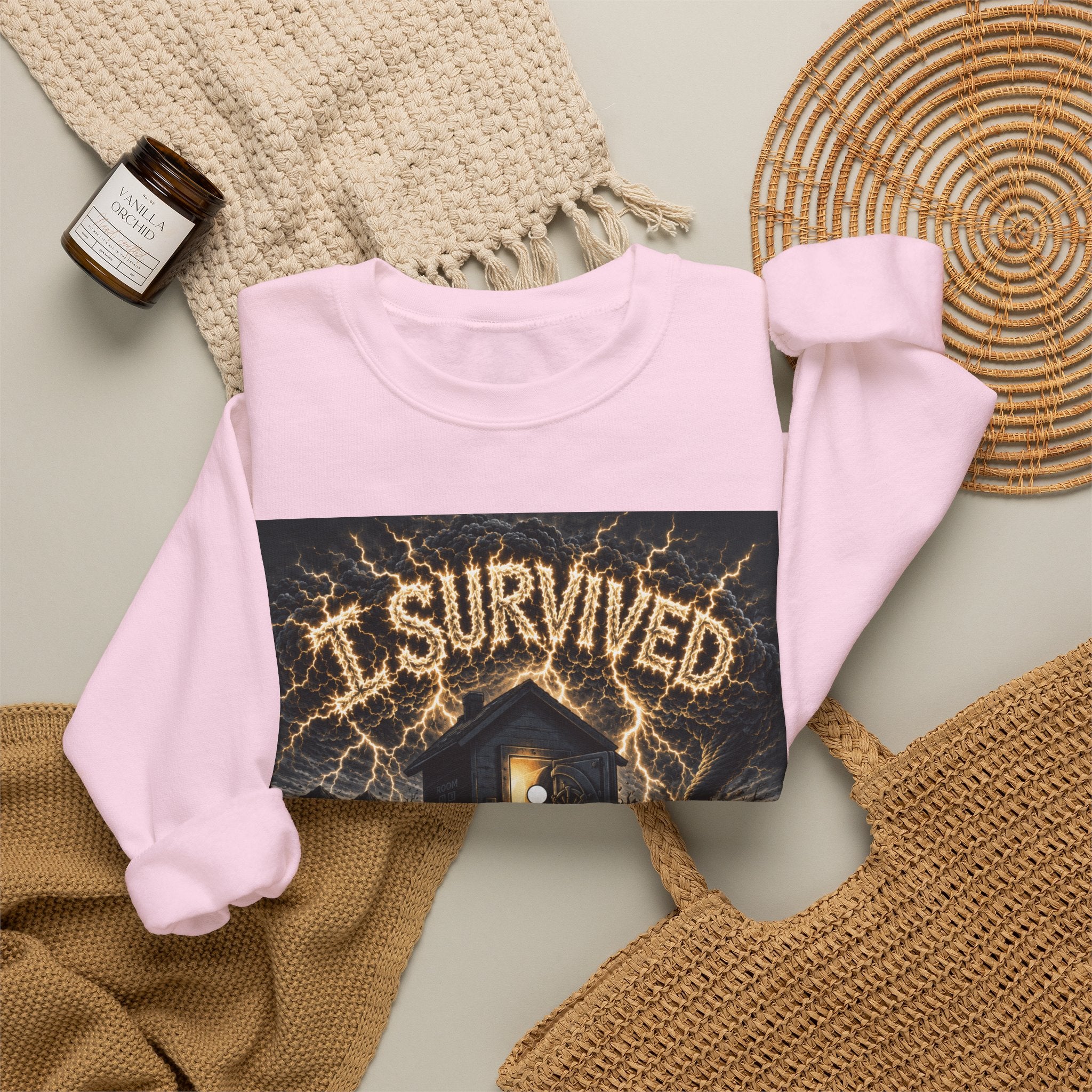 I Survived 2020 — Original PILOT Design Unisex Heavy Blend™ Crewneck Sweatshirt
