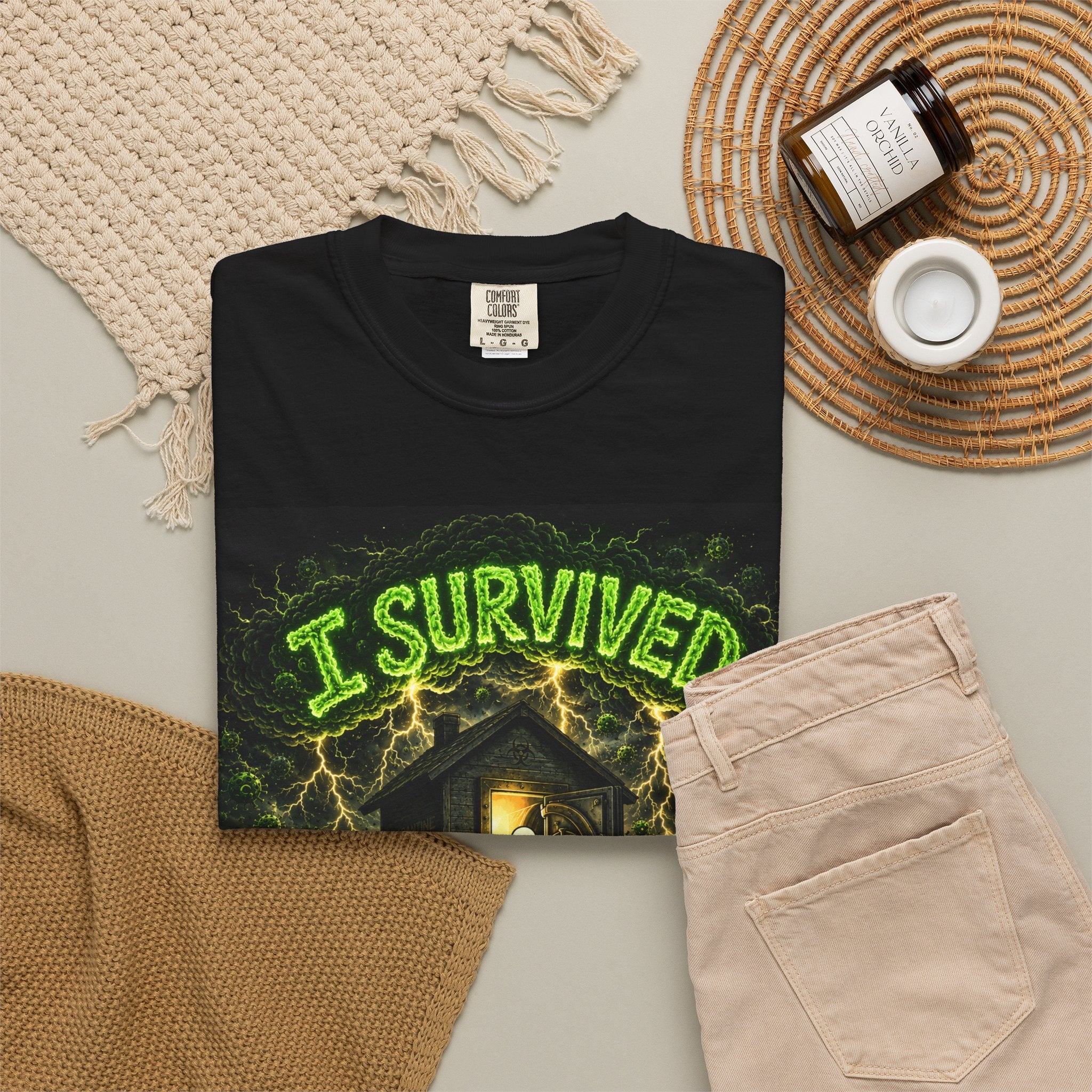 Sobreviví al 2020 — T1:E5 "Apocalipsis de Entregas" | Camiseta unisex teñida de edición Pandemia