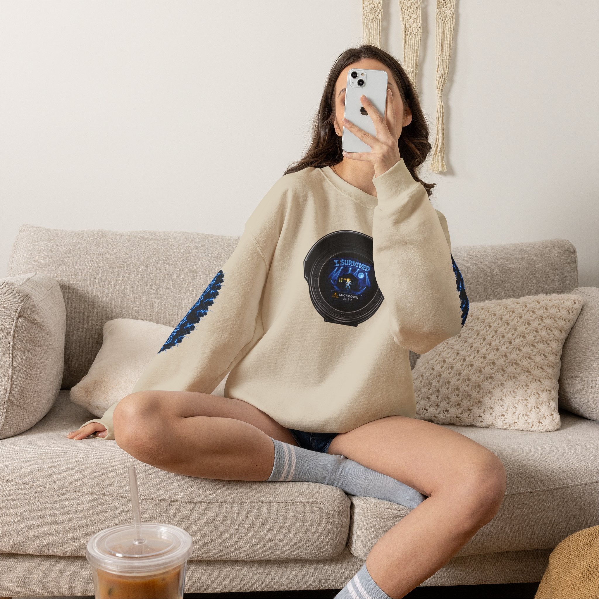 I Survived 2020 — LOCKDOWN S3:E2: Director's Cut Special Edition "Dating Under Lockdown" Unisex Heavy Blend™ Crewneck Sweatshirt